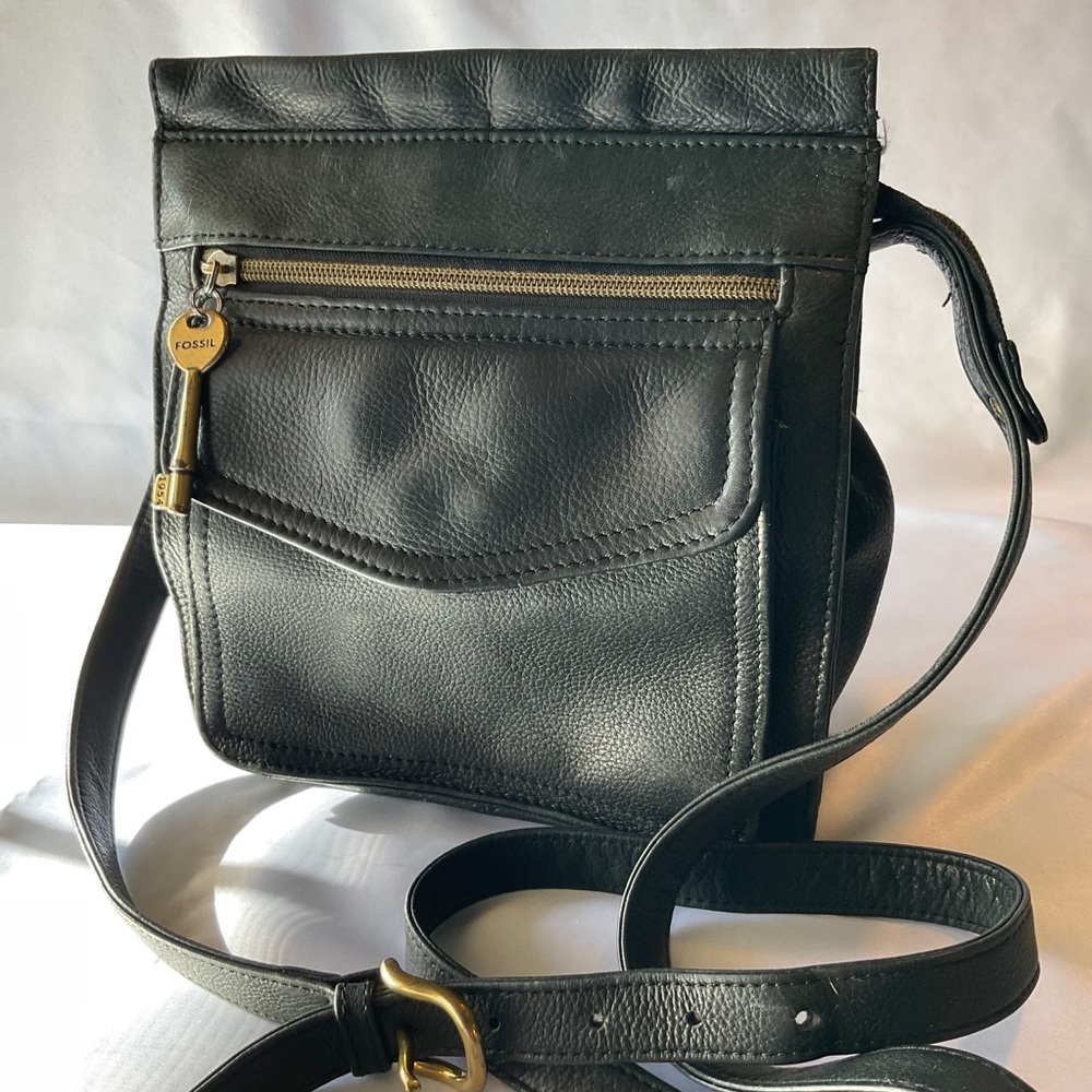 Fossil Vintage Black Leather Crossbody Bag